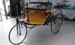 Первый автомобиль отмечает 130-летний юбилей