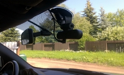 Автомобильные видеорегистраторы с уникальным набором функций