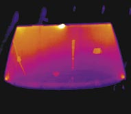 Тепловизионное изображение проводники цепи обогрева заднего стекла