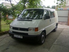 Volkswagen Multivan, 2001 г. в городе Калининский район