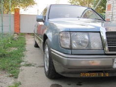 Mercedes-Benz 260, 1992 г. в городе Белореченский район