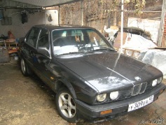 BMW 324, 1990 г. в городе Крымский район