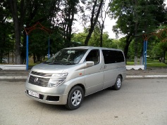 Nissan Elgrand, 2002 г. в городе Отрадненский район