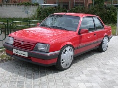 Opel Ascona, 1985 г. в городе КРАСНОДАР