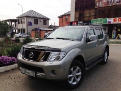 Nissan Pathfinder, 2012 г. в городе Выселковский район