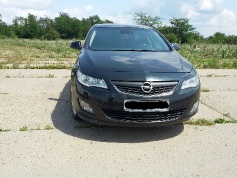 Opel Astra, 2011 г. в городе АРМАВИР