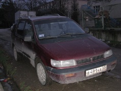 Mitsubishi Space Wagon, 1993 г. в городе ГЕЛЕНДЖИК