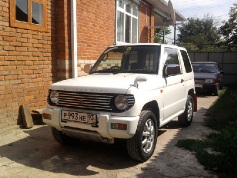 Mitsubishi Pajero, 1998 г. в городе Северский район