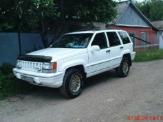 Jeep Grand Cherokee, 1994 г. в городе Новокубанский район