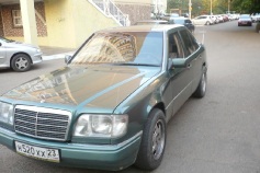 Mercedes-Benz E 220, 1993 г. в городе КРАСНОДАР
