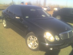 Mercedes-Benz E 320, 2004 г. в городе Белореченский район