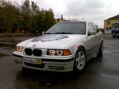 BMW 320, 1997 г. в городе Лабинский район