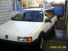 Volkswagen Passat, 1990 г. в городе Кавказский район