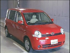 Toyota Sienta, 2006 г. в городе КРАСНОДАР