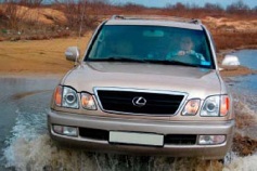 Lexus LX 470, 2002 г. в городе НОВОРОССИЙСК