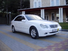 Mercedes-Benz C 200, 2001 г. в городе ГЕЛЕНДЖИК