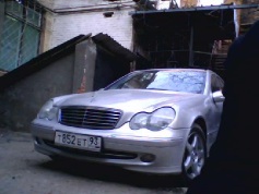 Mercedes-Benz C 200, 2001 г. в городе КРАСНОДАР