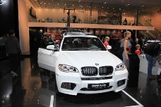 Объявлены цены на обновленные BMW X5 M и X6 M