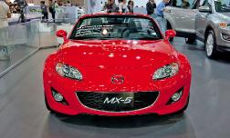 Выпущена ограниченная серия MX-5 и Mazda-2