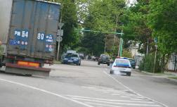 В Лазаревском районе автомобиль сбил пешехода