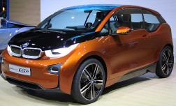 Малышка BMW i3 Coupe Concept