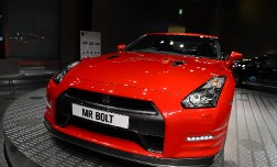 Nissan GT-R 2013 получил ряд обновлений