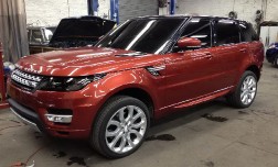 Новая версия Range Rover Sport