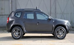 Специальная версия Dacia Duster Black Edition