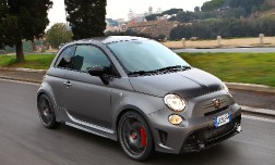 «Маленькая ракета» Abarth пользуется ажиотажным спросом.