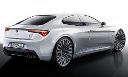 Красавица Alfa Romeo Giulia покажет свои формы уже этим летом