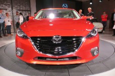 Новая Mazda 3: тест-драйв