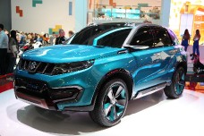 В Европе начались продажи кроссовера Suzuki Vitara нового поколения.