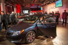 Седан 2014 Buick LaCrosse на New York Auto Show