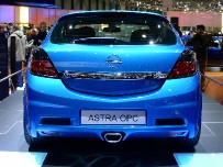 Opel Astra OPC – голубая бестия