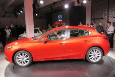 Новая Mazda 3: тест-драйв