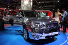 Mitsubishi подготовит гибридные модификации моделей Pajero и ASX.