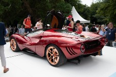 Новый суперкар De Tomaso P72 за 750 тысяч евро