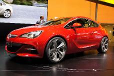 Opel Astra GTC 2011