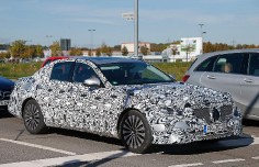 «Шпионы» засняли новый Mercedes E-Class