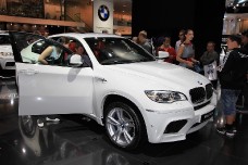 Объявлены цены на обновленные BMW X5 M и X6 M