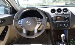Nissan Altima 2012