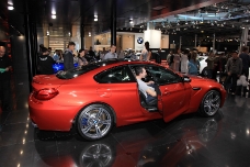 Новые BMW M6 на автосалоне ММАС 2012