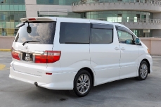 Минивэн Toyota Alphard