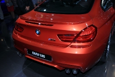 Новые BMW M6 на автосалоне ММАС 2012