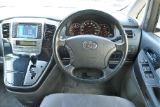 Минивэн Toyota Alphard
